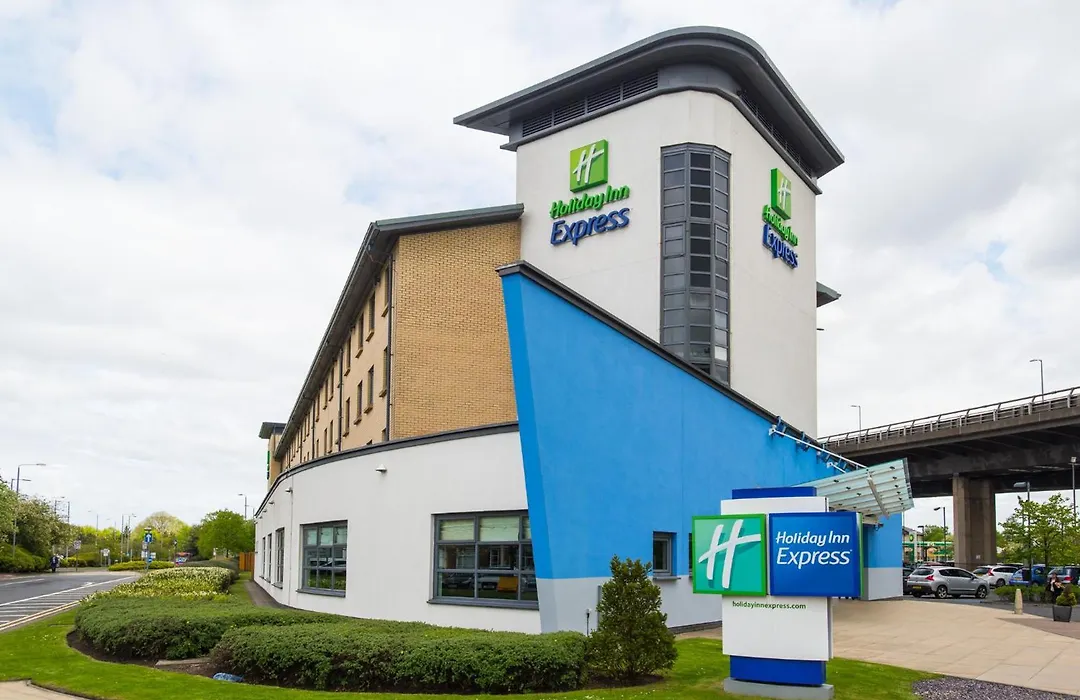 Holiday Inn Express Glasgow Airport By Ihg-1